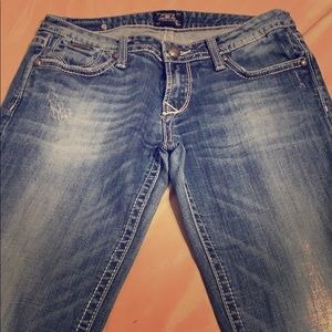 Women’s jeans